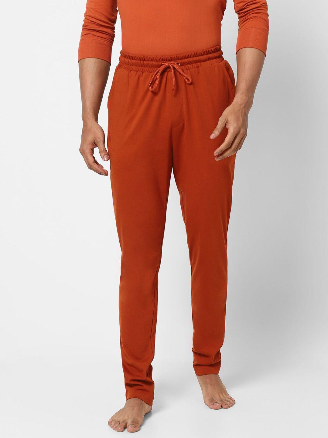 ajile by pantaloons men rust orange solid cotton lounge pants