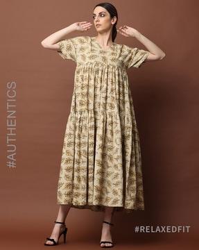 ajrak handblock cotton v-neck tiered dress with inserted pocket