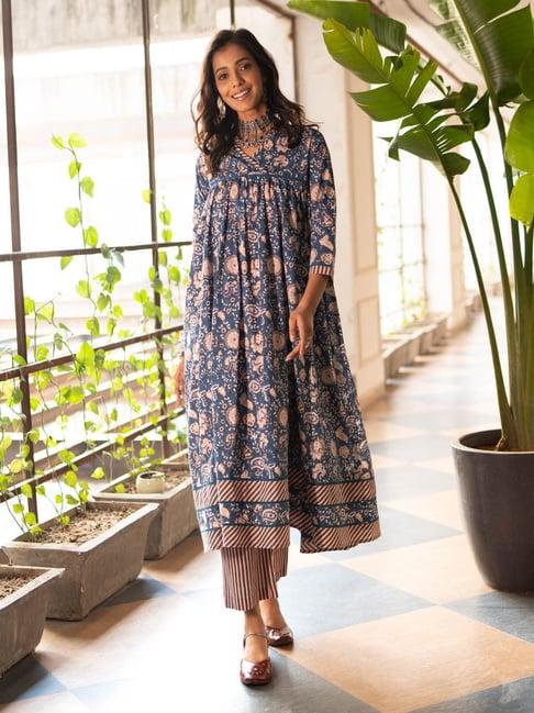 akiso blue block printed anarkali kurta with hem details