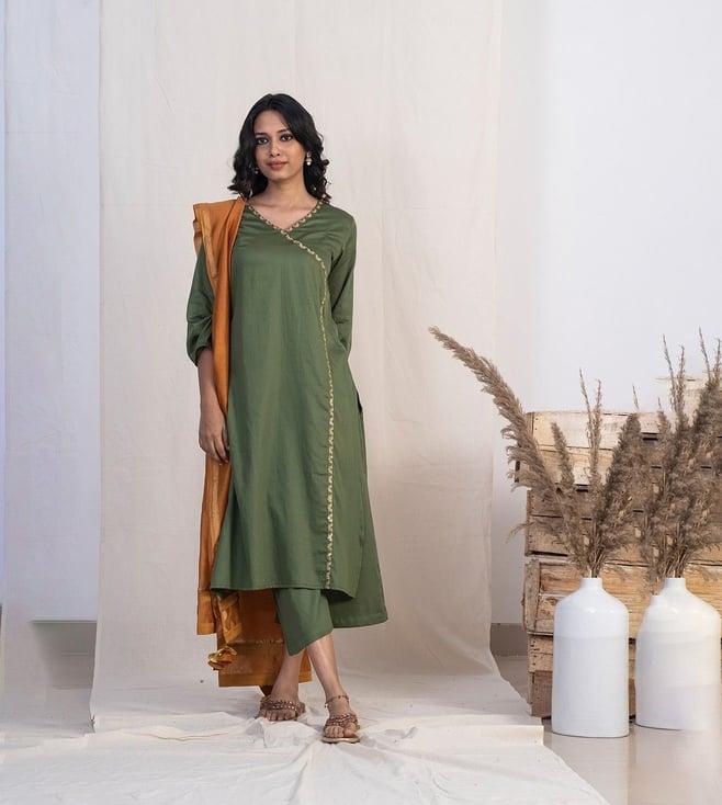 akiso jashn green angrakha embroidery kurta set with plazzo and gold dupatta