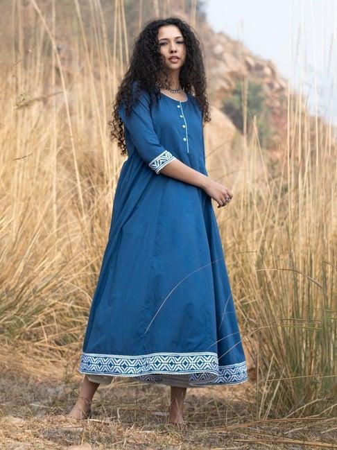 akiso neela indigo anarkali kurta with block print border and lace details and white pant (set of 2)