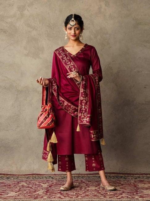 akiso plum parv front pleat solid kurta with printed pants and chanderi dupatta