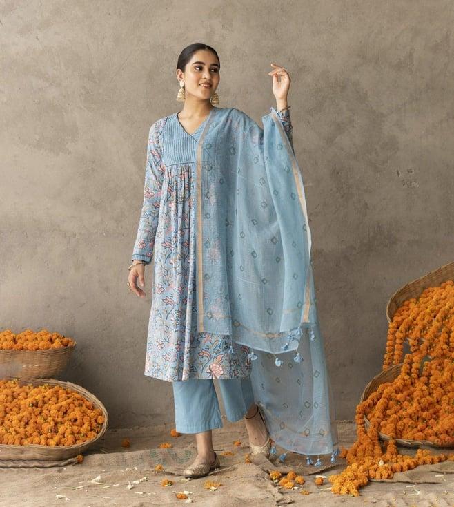 akiso reet blue block printed with yoke and sleeve detailed a line suit set with dupatta