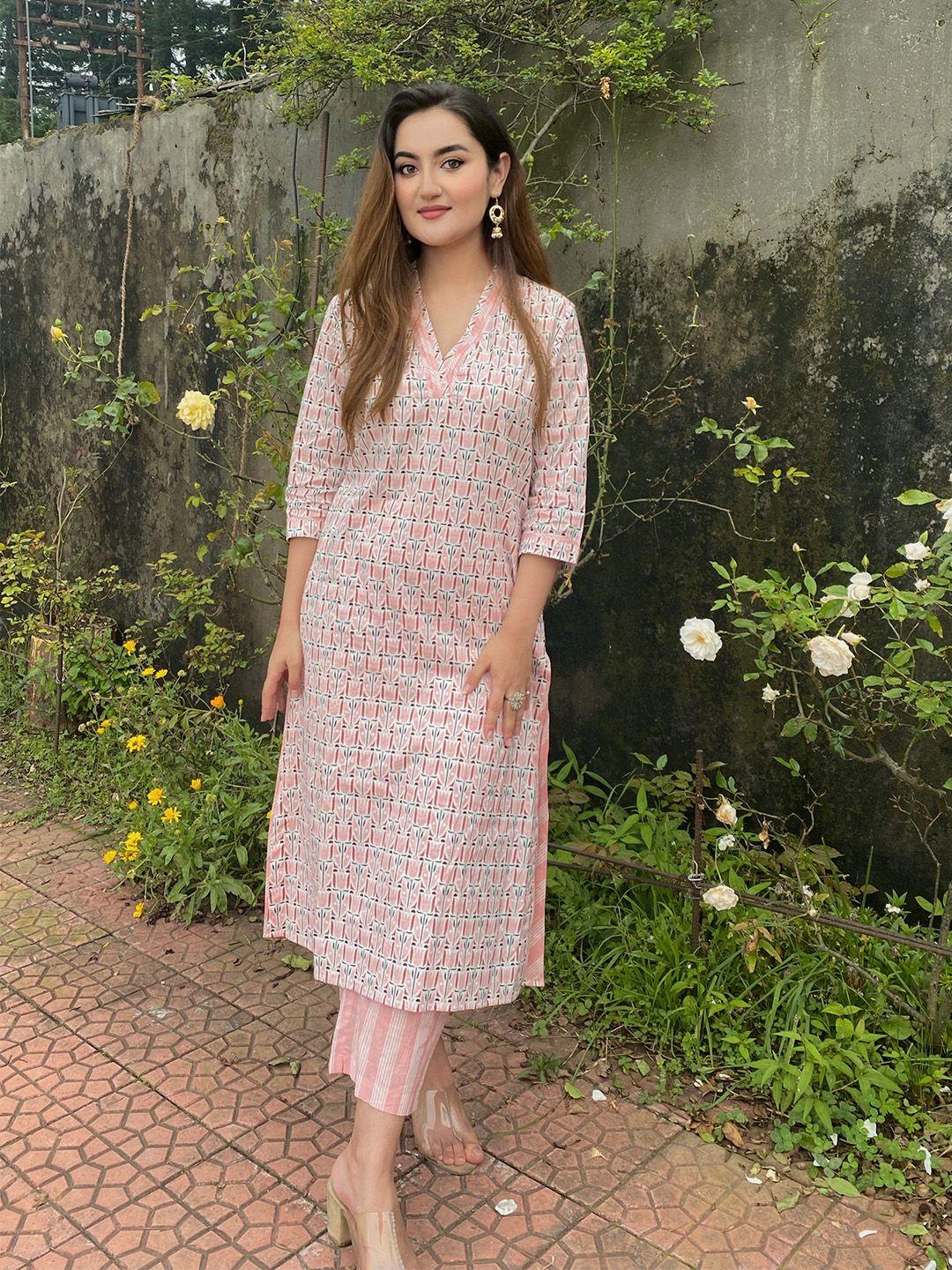 akiso women pink hand printed pure cotton kurta with trousers