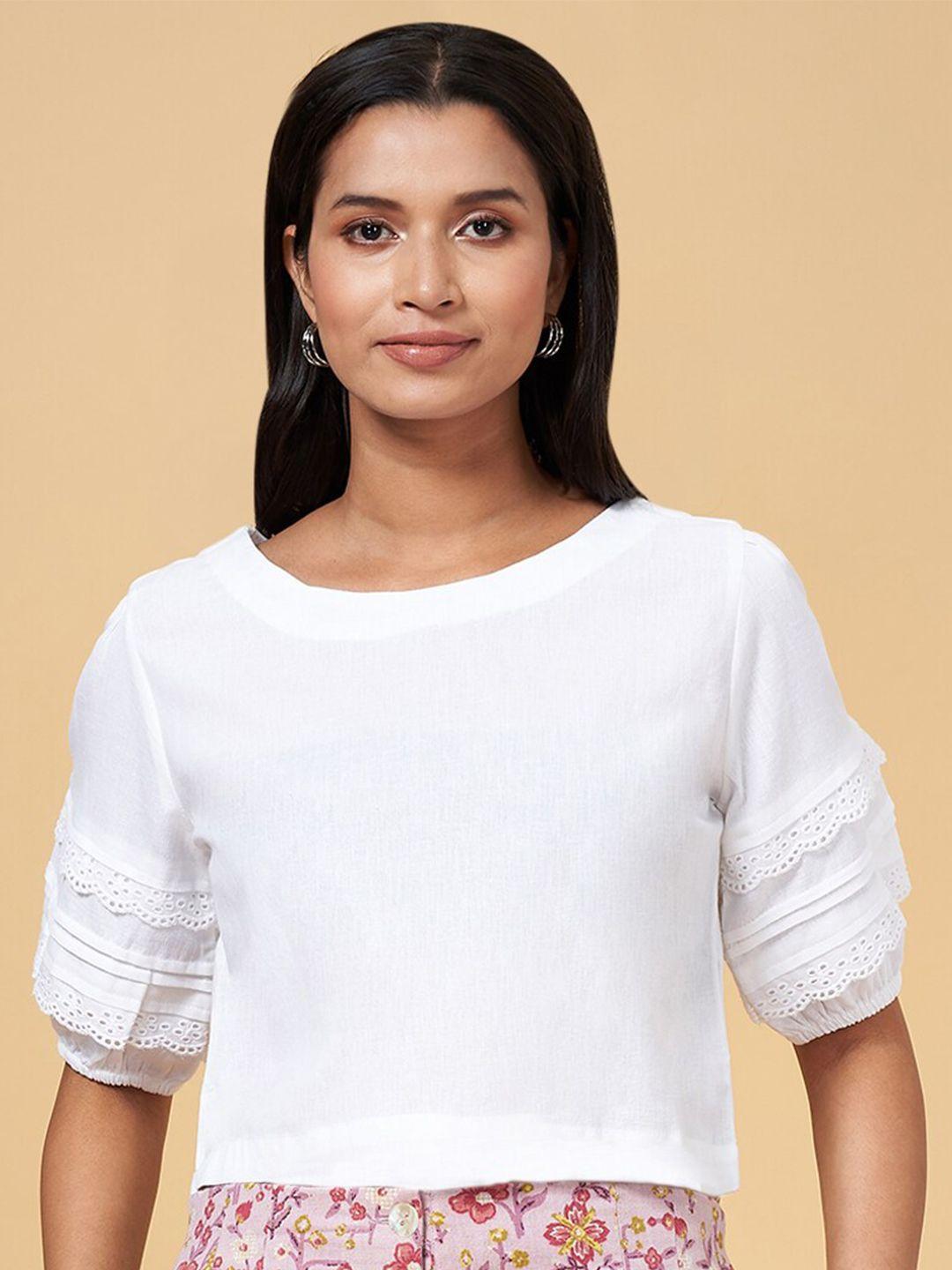 akkriti by pantaloons schiffli cotton crop top