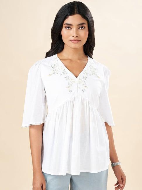 akkriti by pantaloons white cotton embroidered top