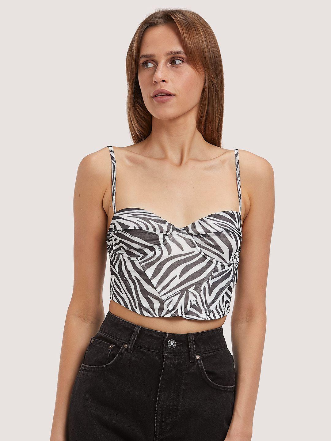 alcott animal print smocked fitted crop top