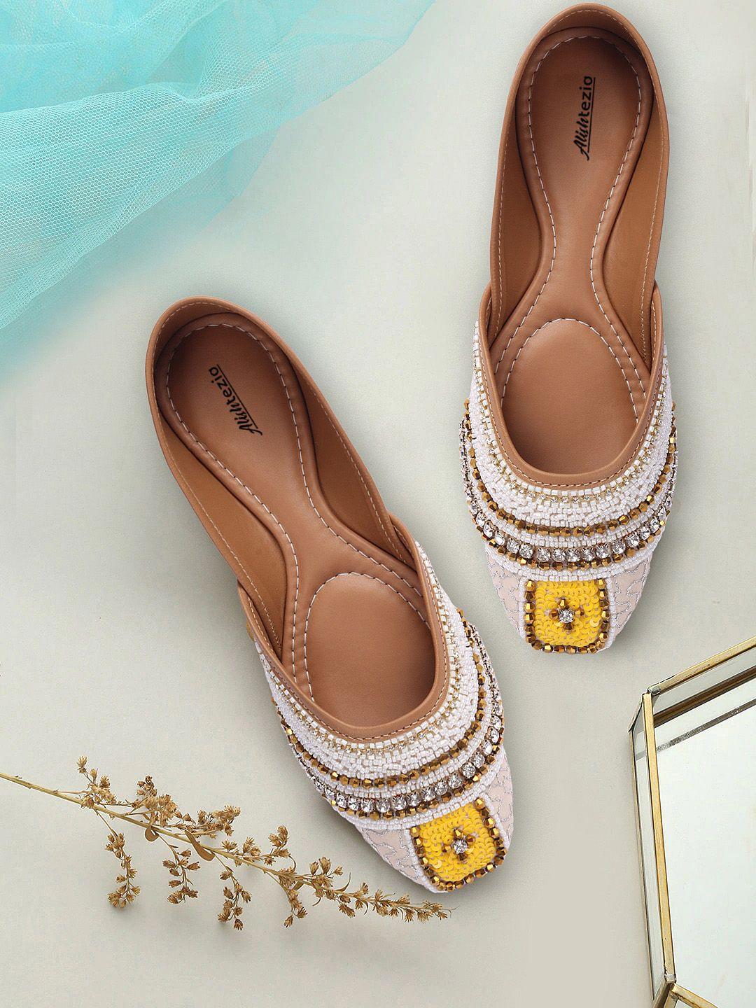 alishtezia women white embellished ethnic mojaris flats