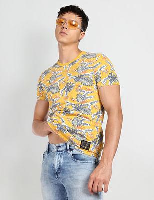 all over tropical print t-shirt