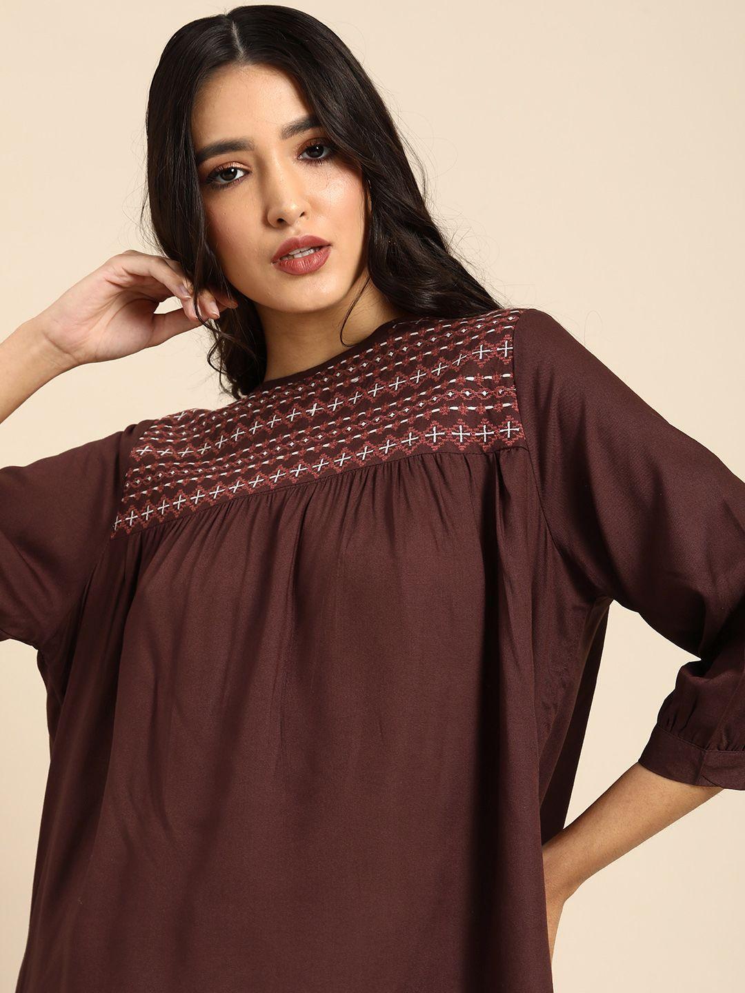 all about you women brown & red geometric embroidered top