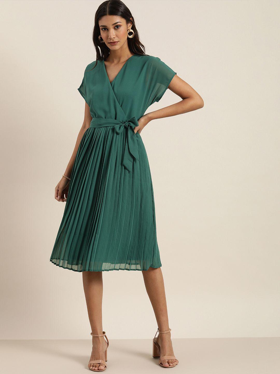 all about you women green solid accordion pleated wrap dress
