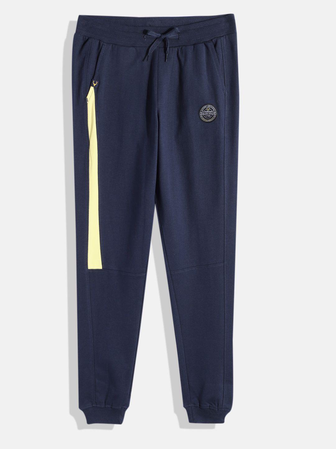 allen solly junior boys solid mid-rise pure cotton joggers with half side taping detail