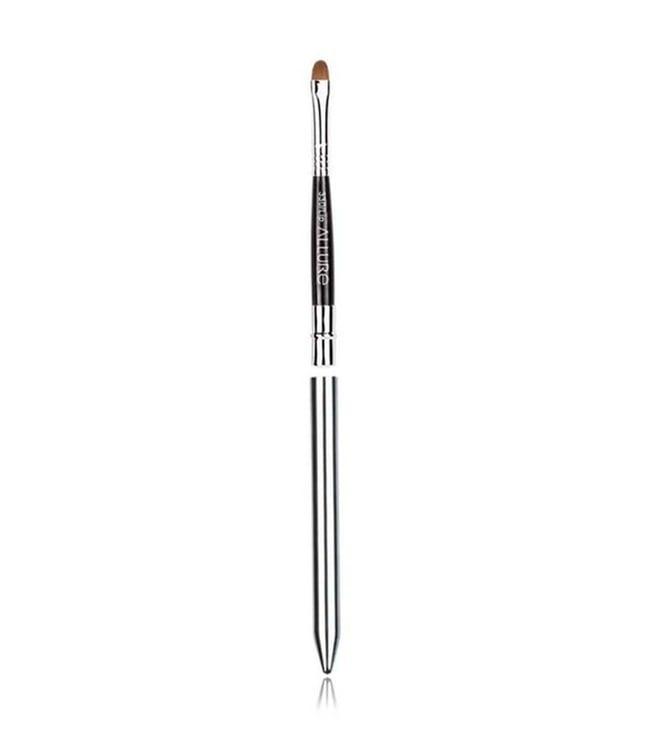 allure lip brush 330