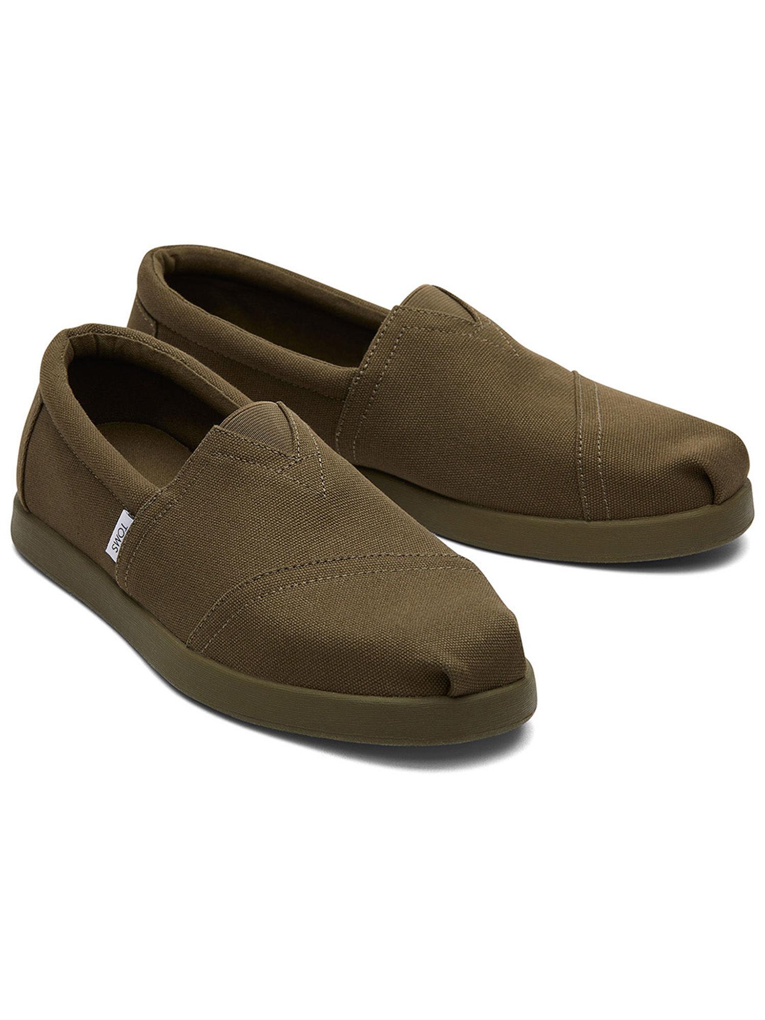 alp fwd wide width earthwise casual shoes
