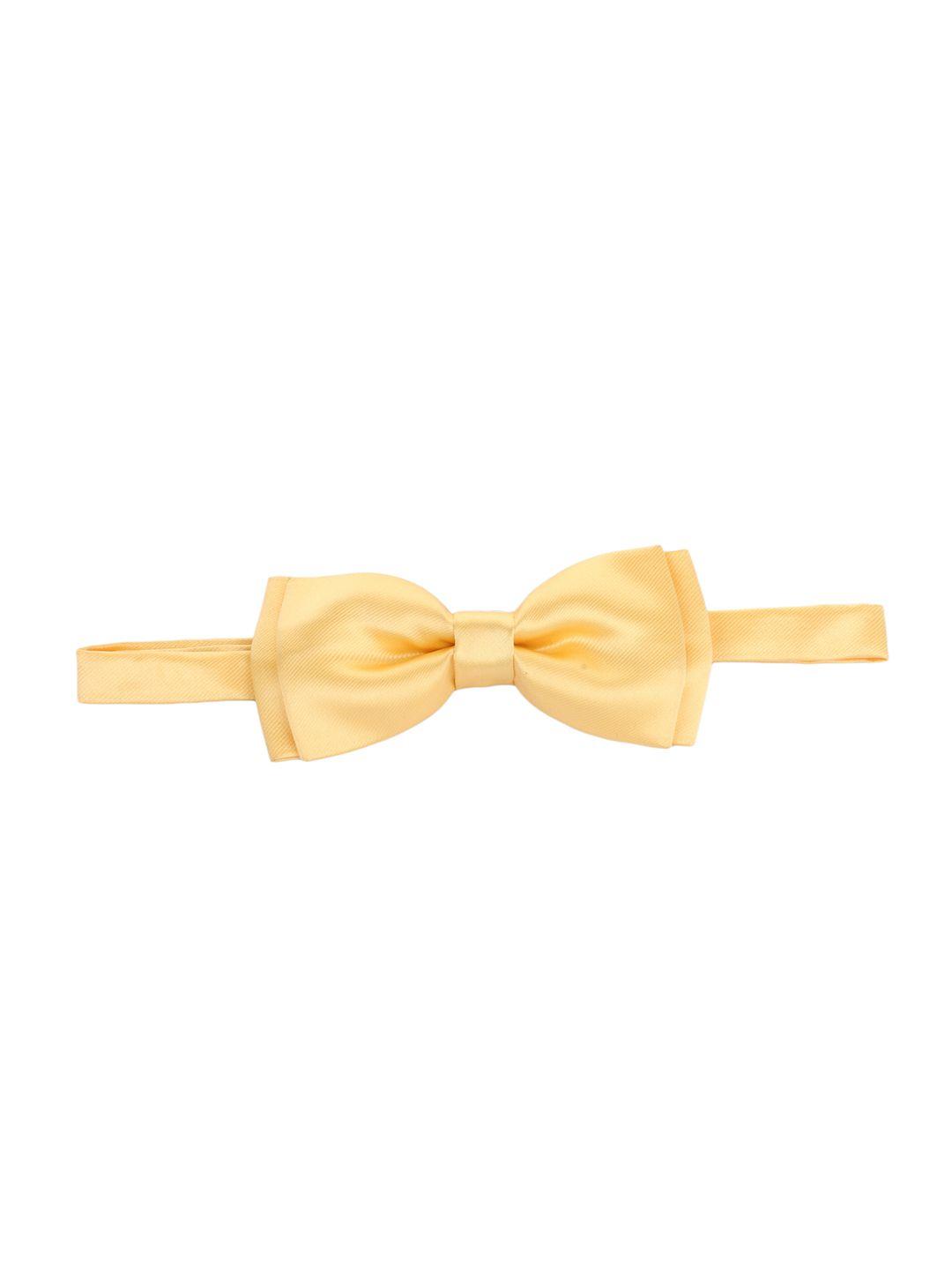 alvaro castagnino yellow bow tie