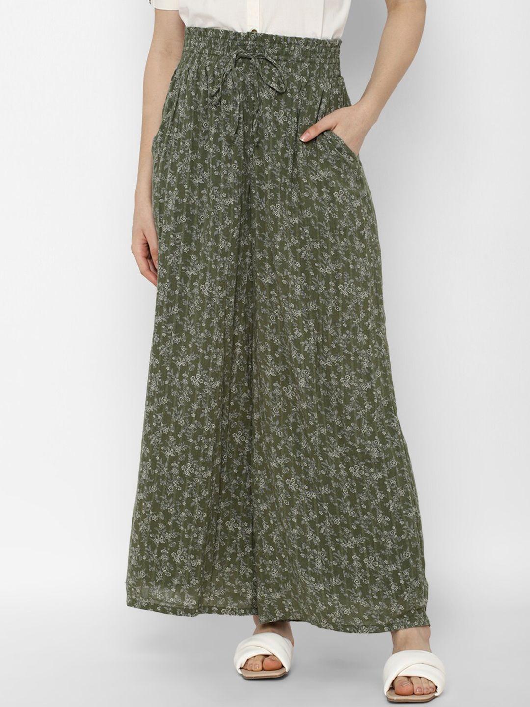 american eagle outfitters women green floral printed loose fit pleated trousers