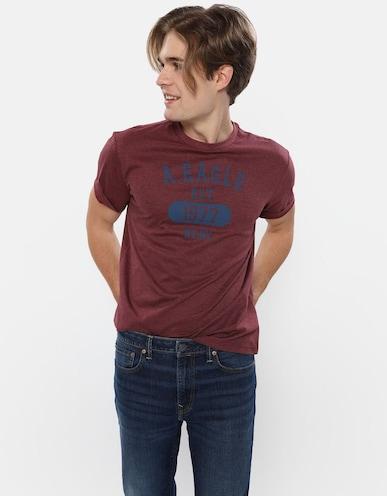 american eagle men maroon logo graphic tee