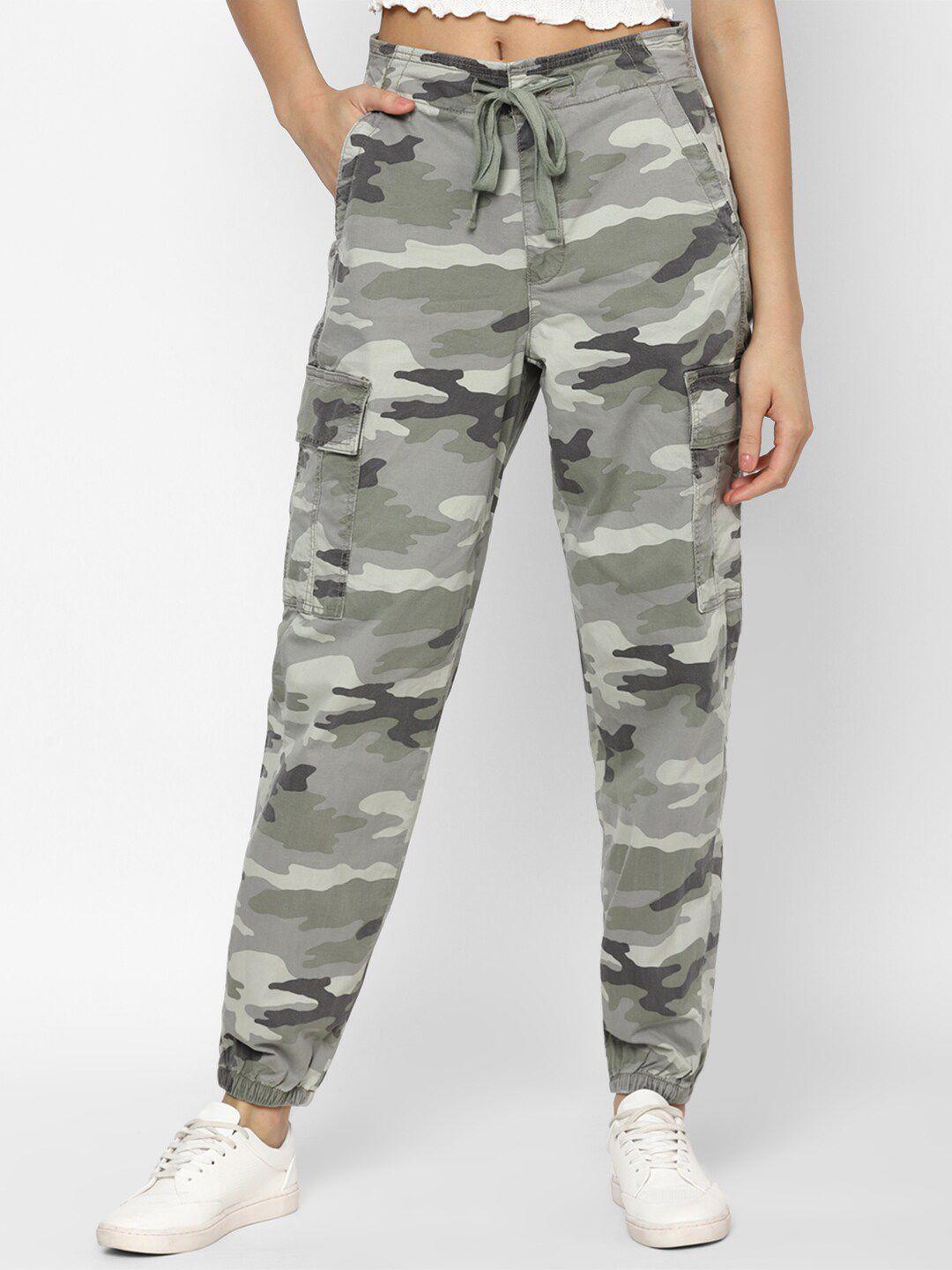 american eagle outfitters women camouflage printed joggers