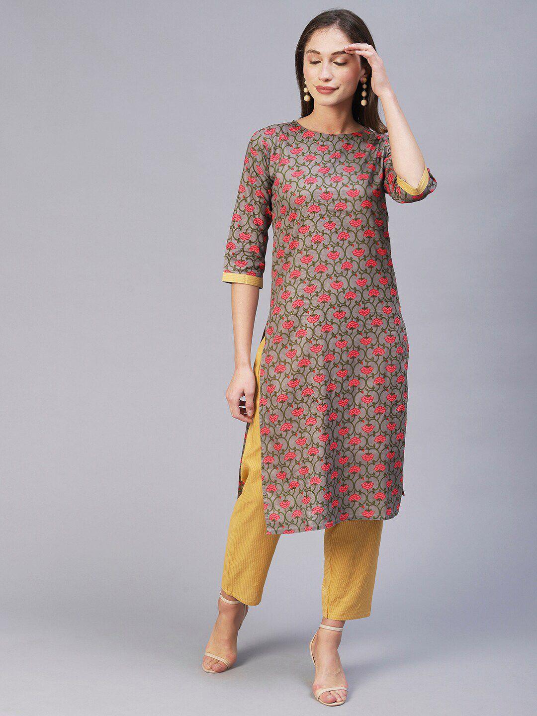 amrutvarsha creation floral printed regular thread work pure cotton kurta with trousers