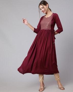 anarkali kurta with floral embroidery