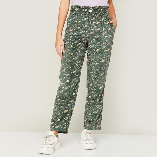 and women printed elasticated pleated pants