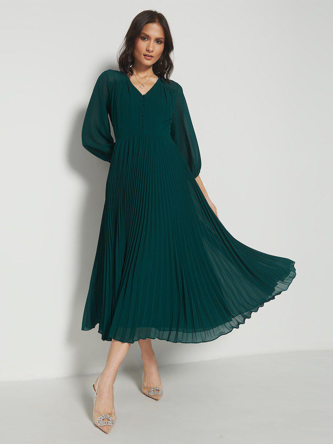 and flared sleeve fit & flare midi dress