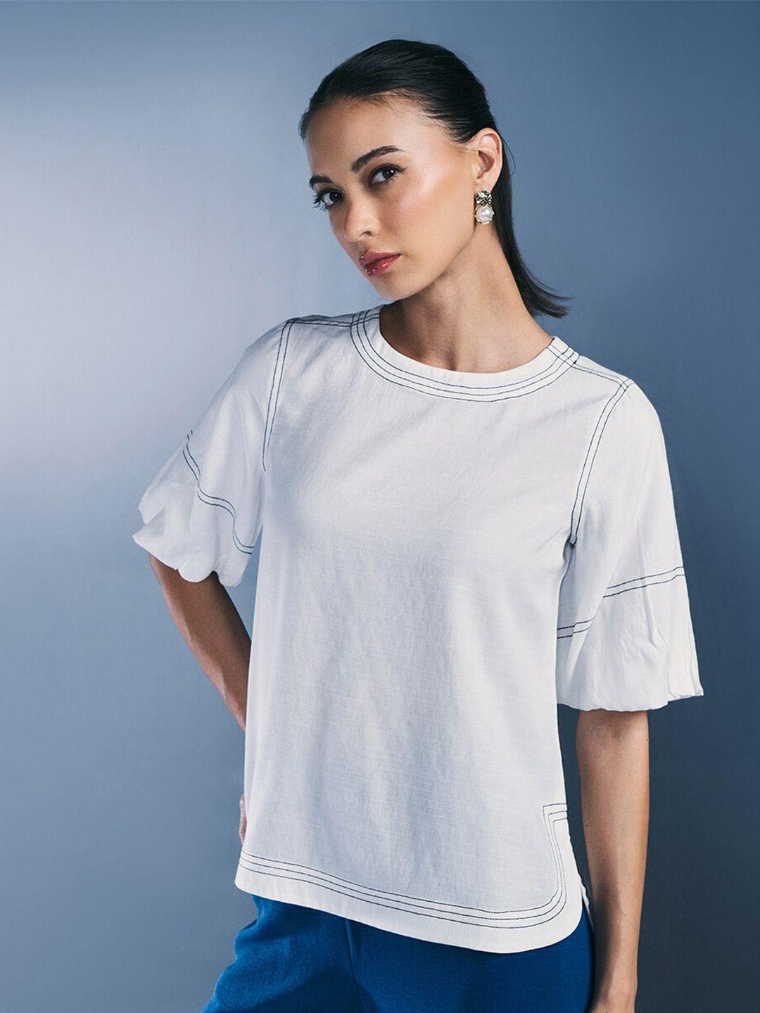 and flared sleeves round neck top