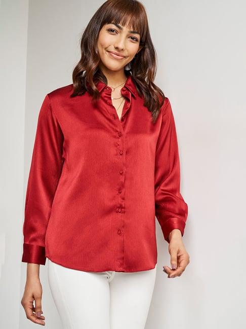 and red solid shirt