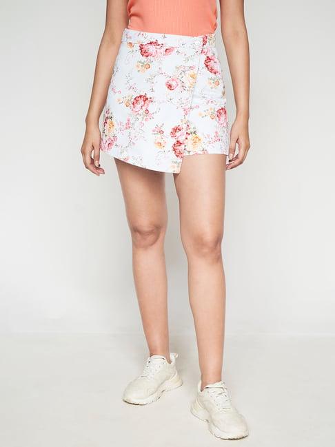 and white cotton floral mini skirt