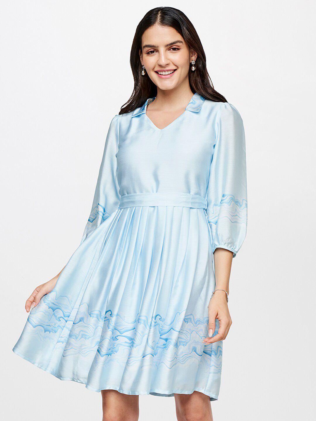 and women  blue shirt dress