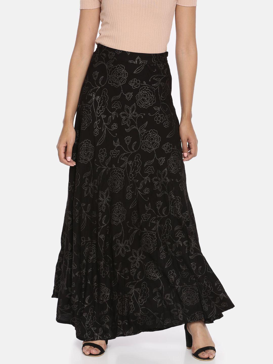 and women black printed flared skirt