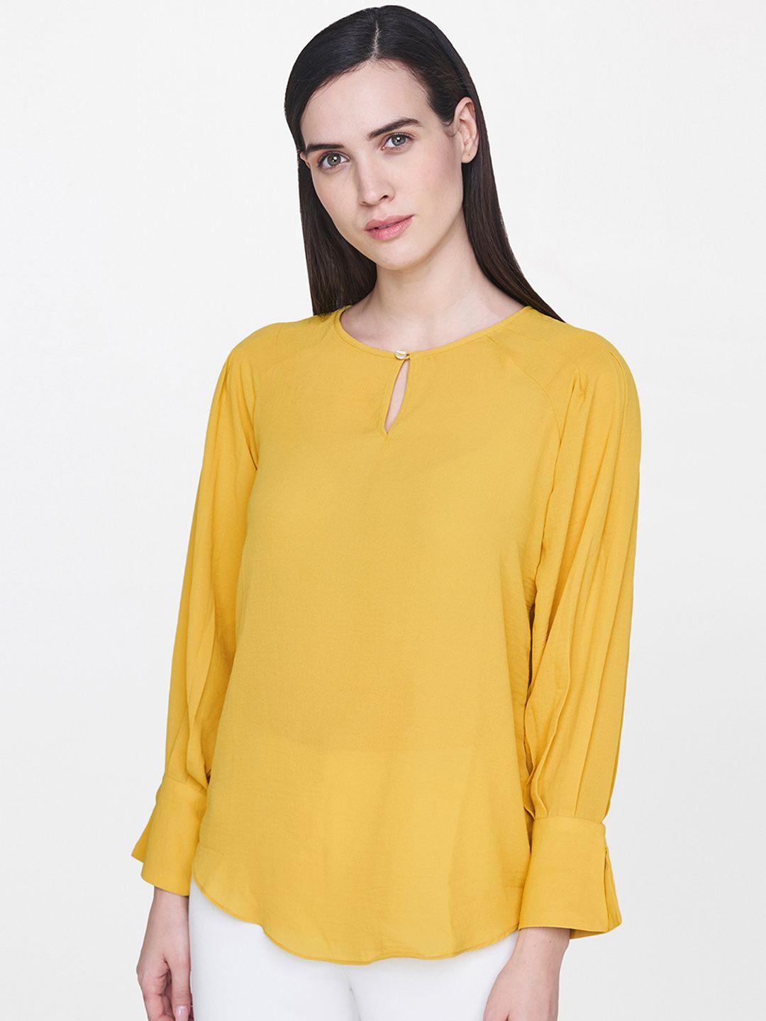 and women mustard solid top