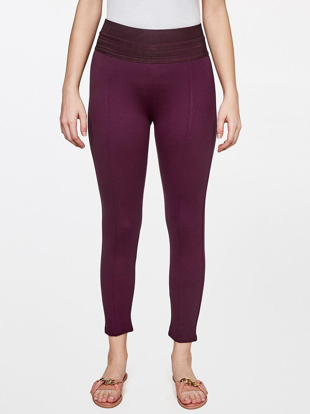 and women red solid tapered fit chinos cropped trousers