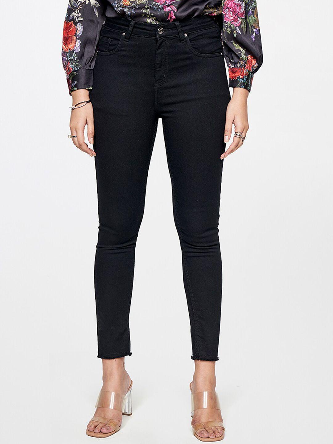 and women skinny fit mid-rise stretchable cropped jeans
