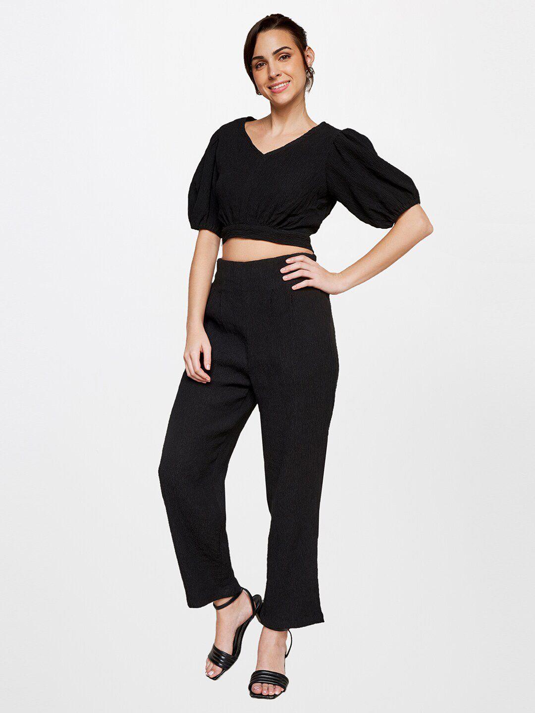 and women solid v-neck crop top with trousers