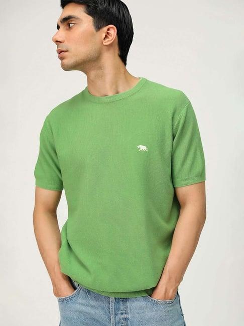 andamen green regular fit textured crew t-shirt