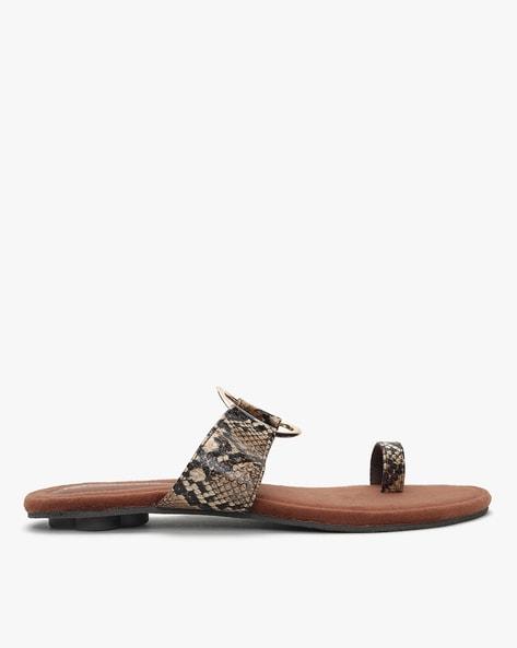 animal patterned toe-ring flat sandals