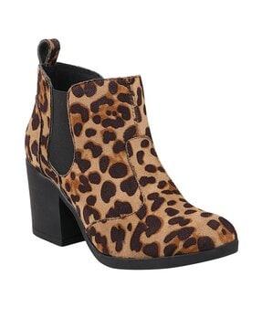 animal print ankle-length boots