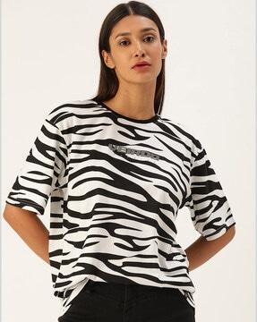 animal print oversized round-neck t-shirt