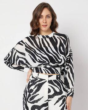 animal print round-neck top