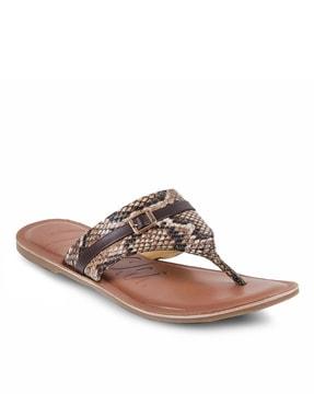 animal print thong-strap sandals