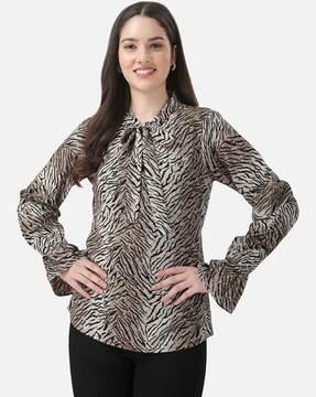 animal print top with tie-up