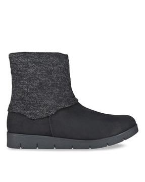 ankle-length flat boots
