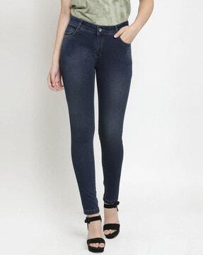 ankle-length skinny jeans with belt loops