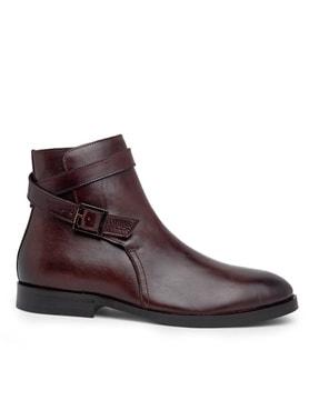 ankle-length boots with burnished effect