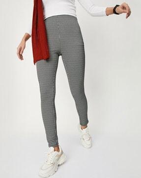 ankle-length drawstring waist pants