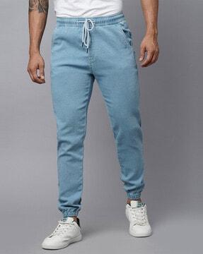 ankle-length flat-front joggers