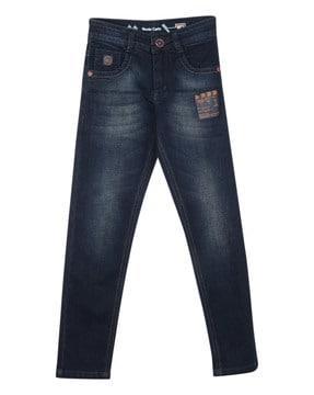 ankle-length jeans with slip pockets