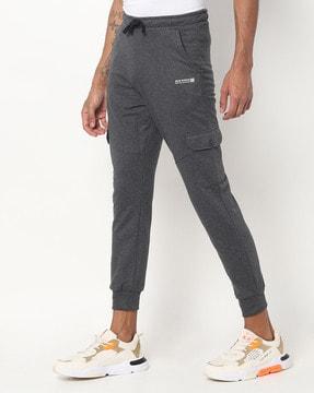 ankle-length joggers with elasticated drawstring waist