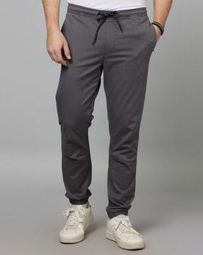 ankle-length joggers with insert pockets